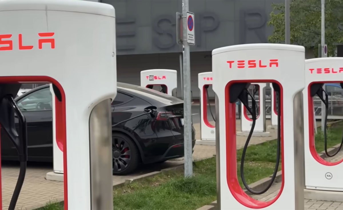 Tesla vs Gasolina