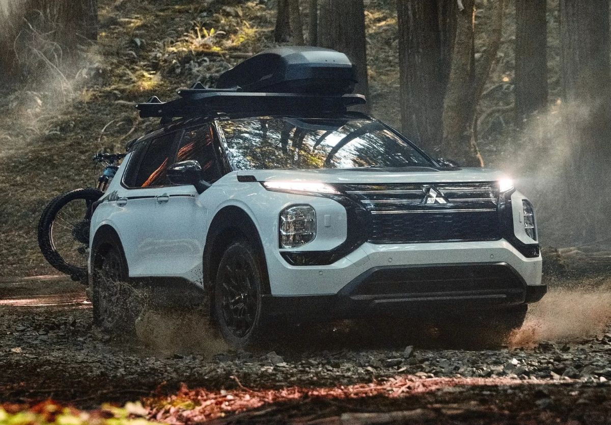 Mitsubishi Outlander Trail Edition 2025