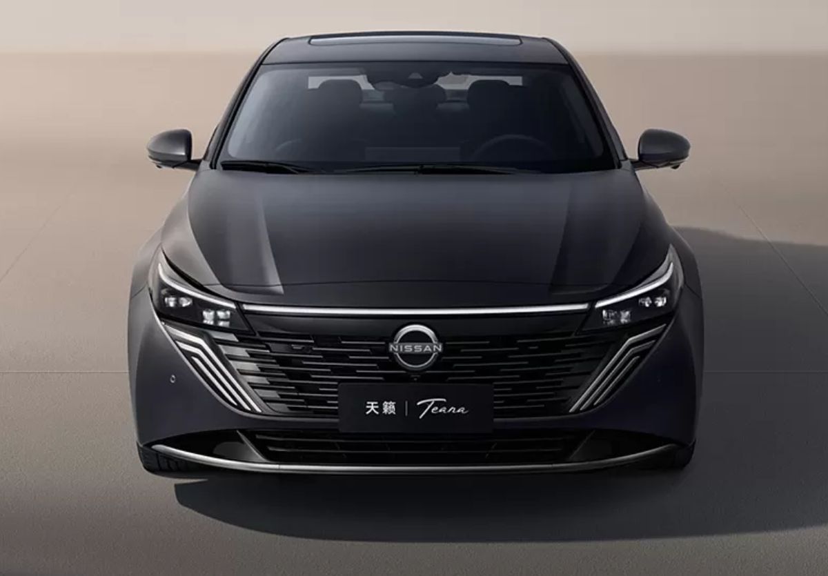 Nissan Teana 2026