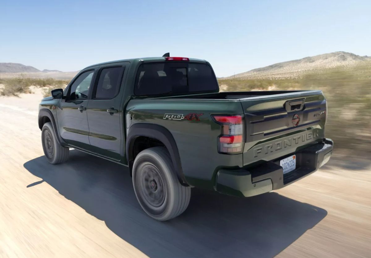 Nissan Frontier Pro-4X 2026
