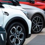 Carros parqueados calor