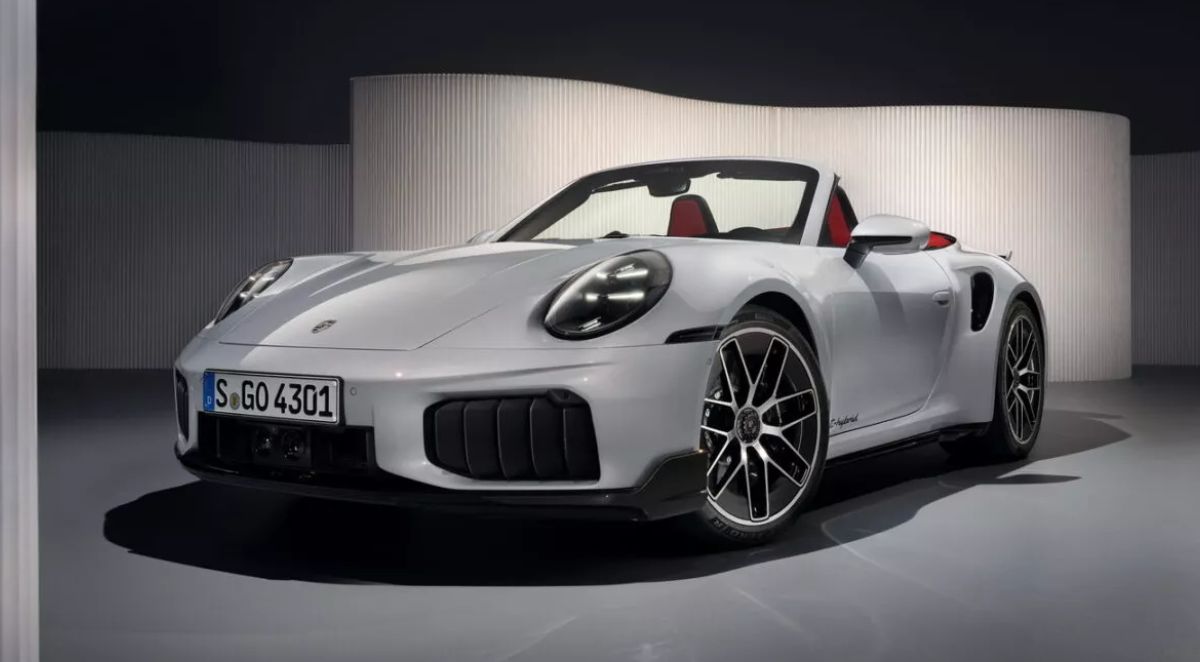 Porsche 911 Turbo S Hybrid