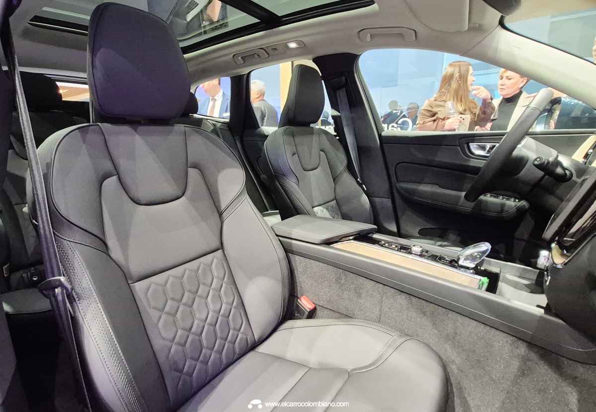 Volvo XC60 2026 Colombia