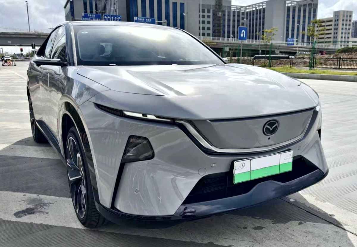 Mazda CX-6e / Mazda EZ-60