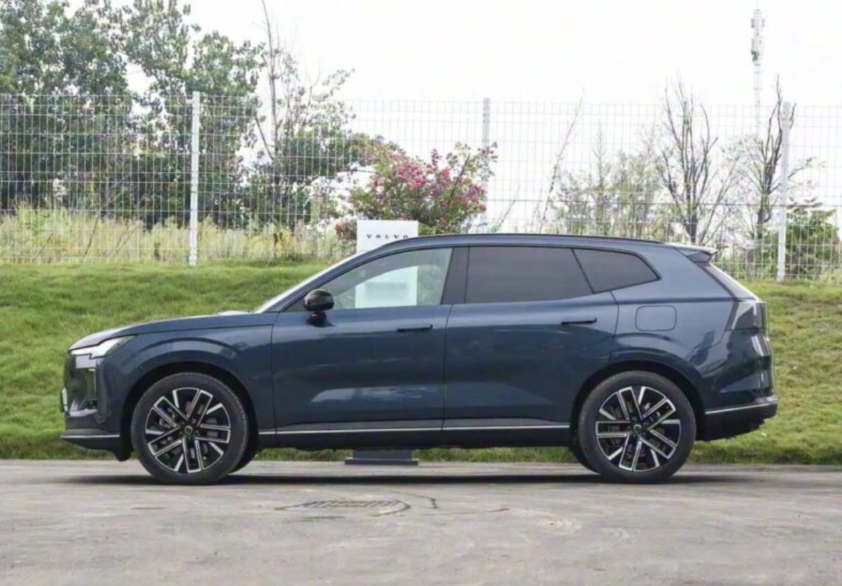 Volvo XC70 2026