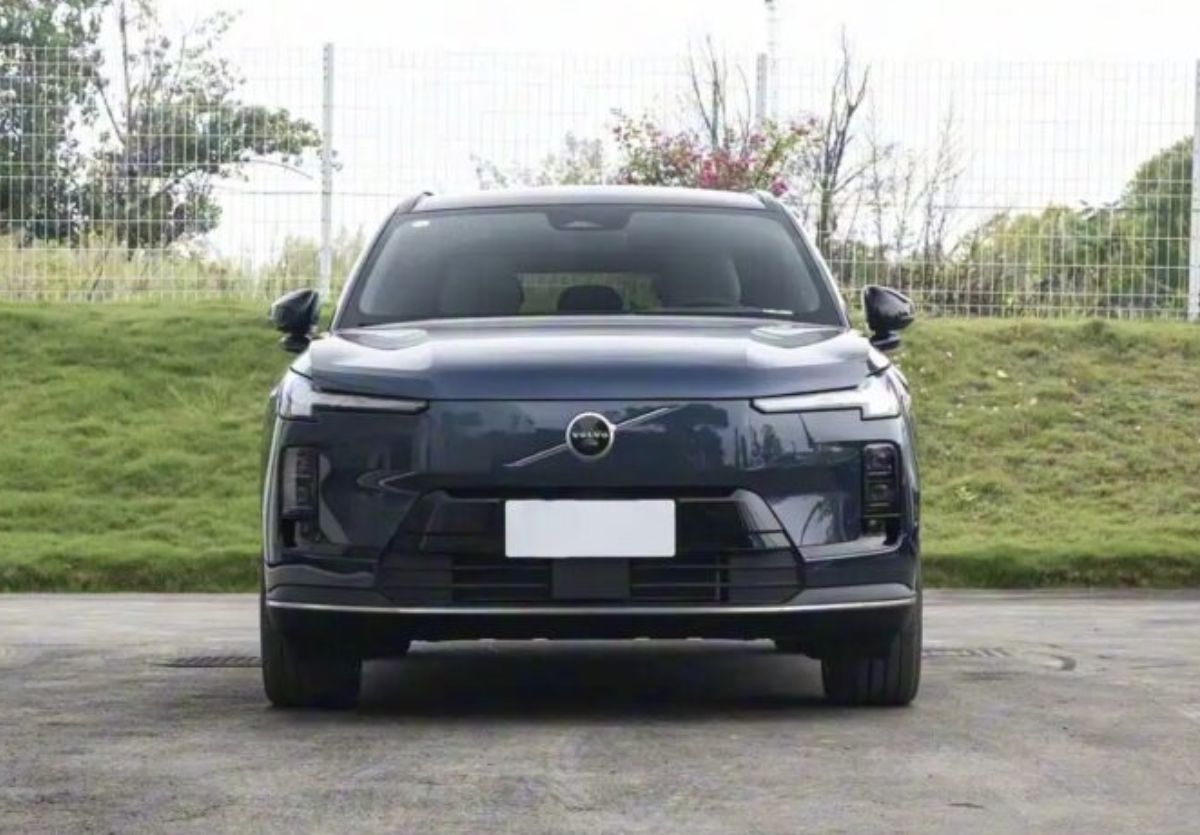 Volvo XC70 2026