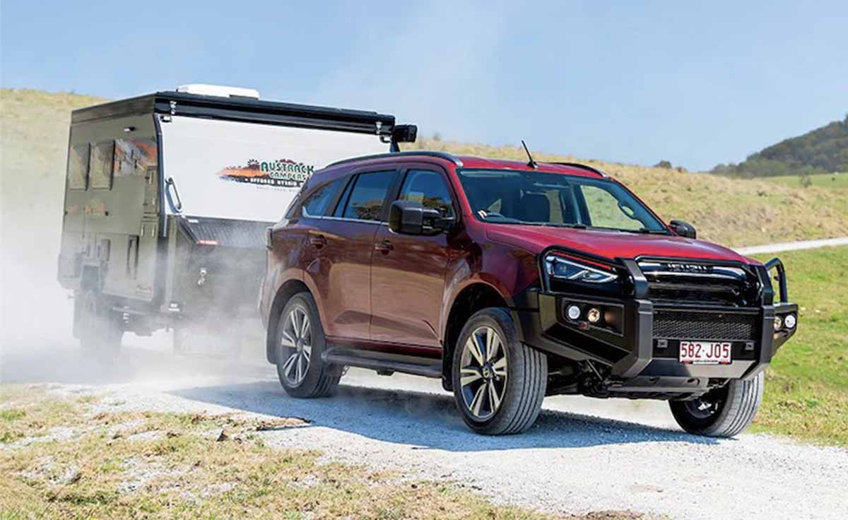 Isuzu MUX Tour Mate