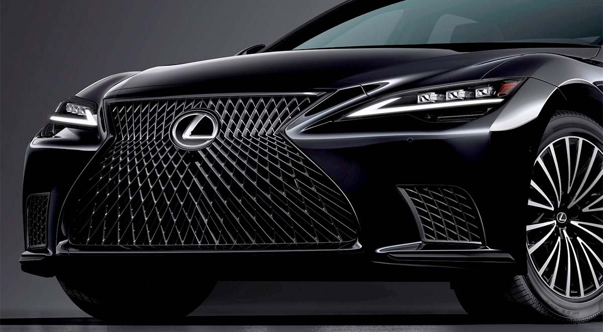 Lexus LS