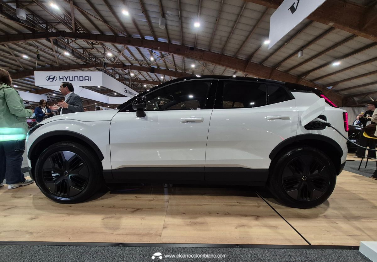 Volvo EX30 Crosscountry Colombia 2026