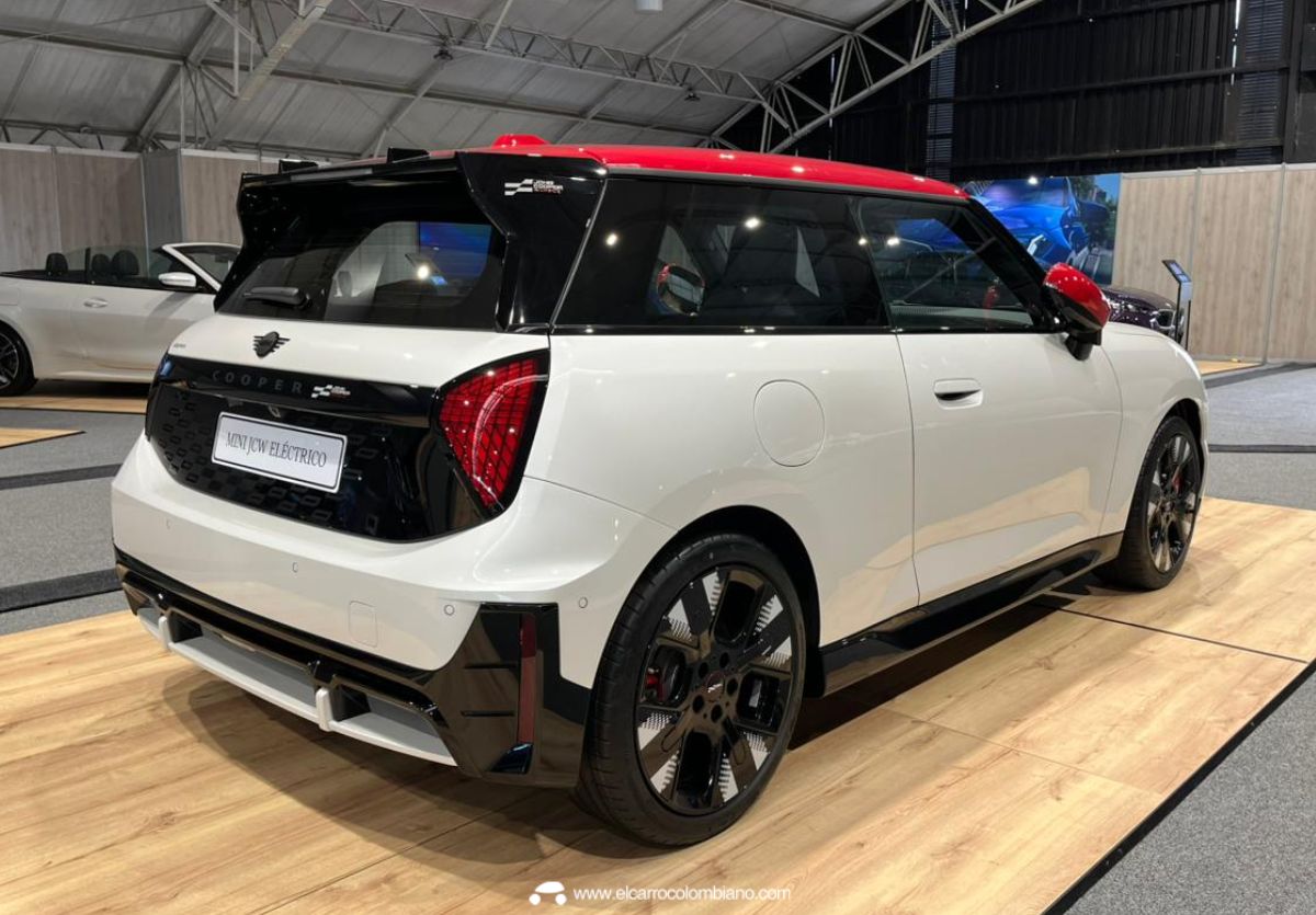 MINI John Cooper Works eléctrico Colombia
