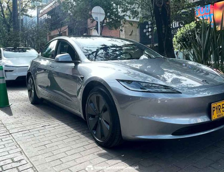 Tesla Model 3 Colombia