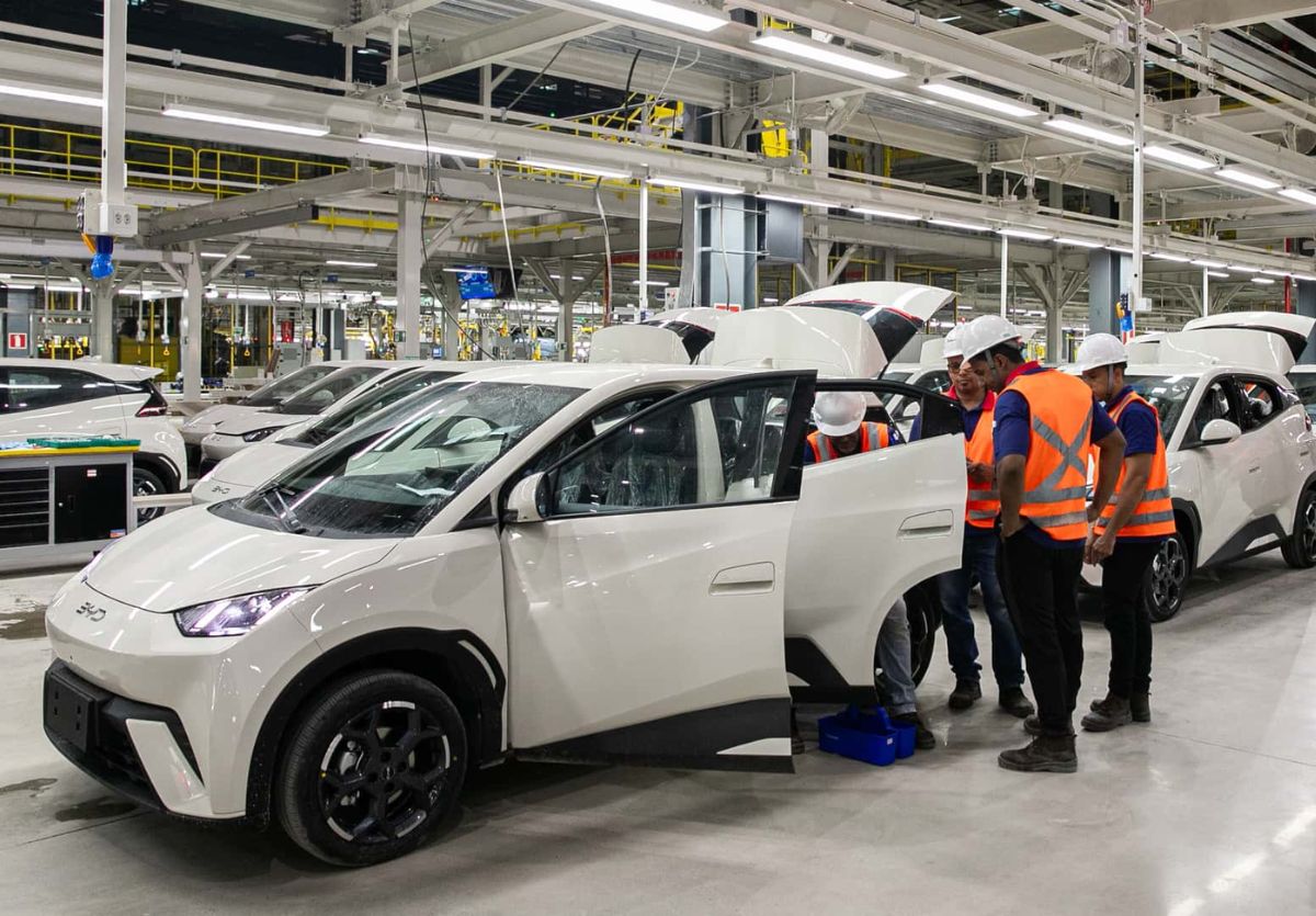 BYD hito producción Sudamérica 2025