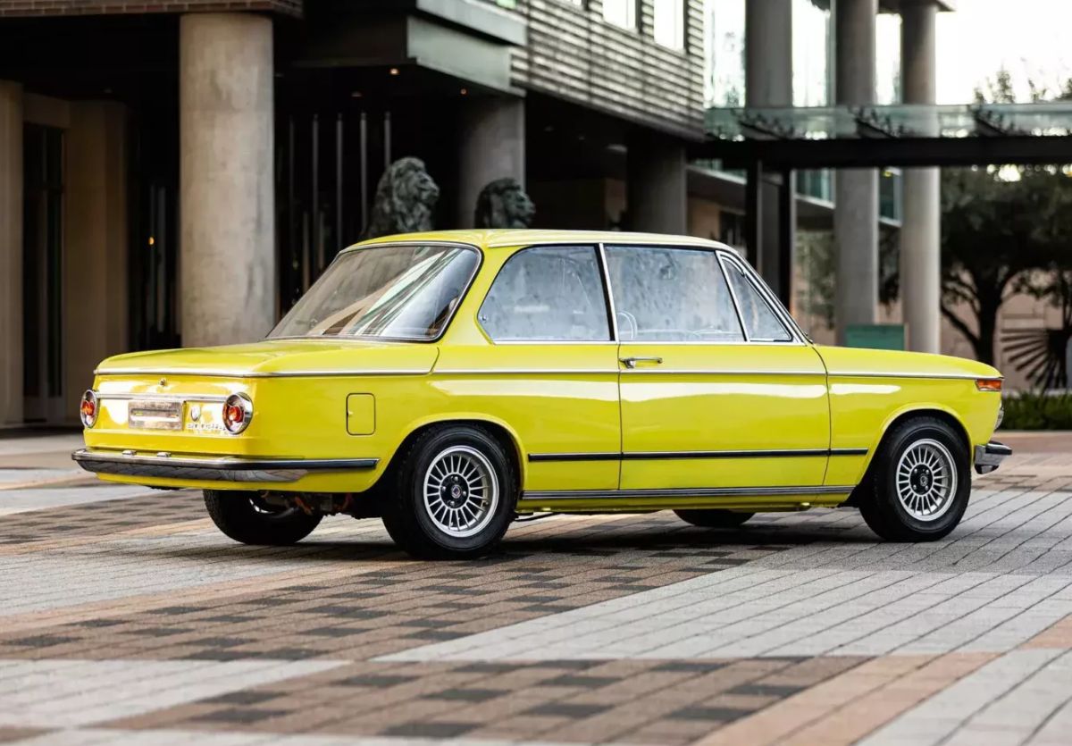 BMW 2002 eléctrico 2025