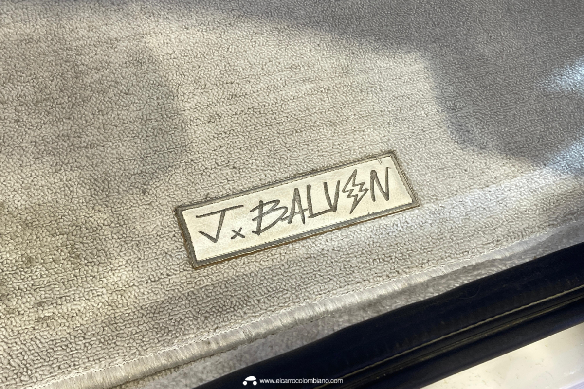 Salón del Automóvil 2025 Volkswagen Gol G2 J Balvin primer carro Rayo J Balvin Volkswagen Gol Colombia Gol segunda generación