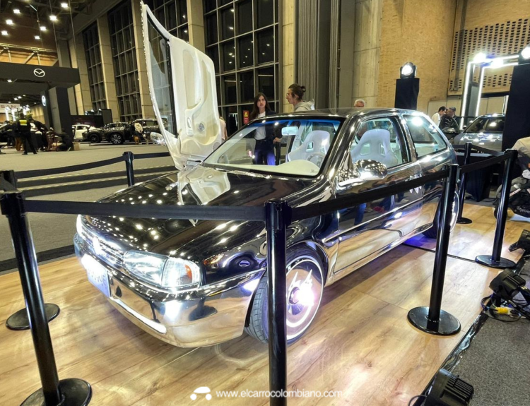 Salón del Automóvil 2025 Volkswagen Gol G2 J Balvin primer carro Rayo J Balvin Volkswagen Gol Colombia Gol segunda generación