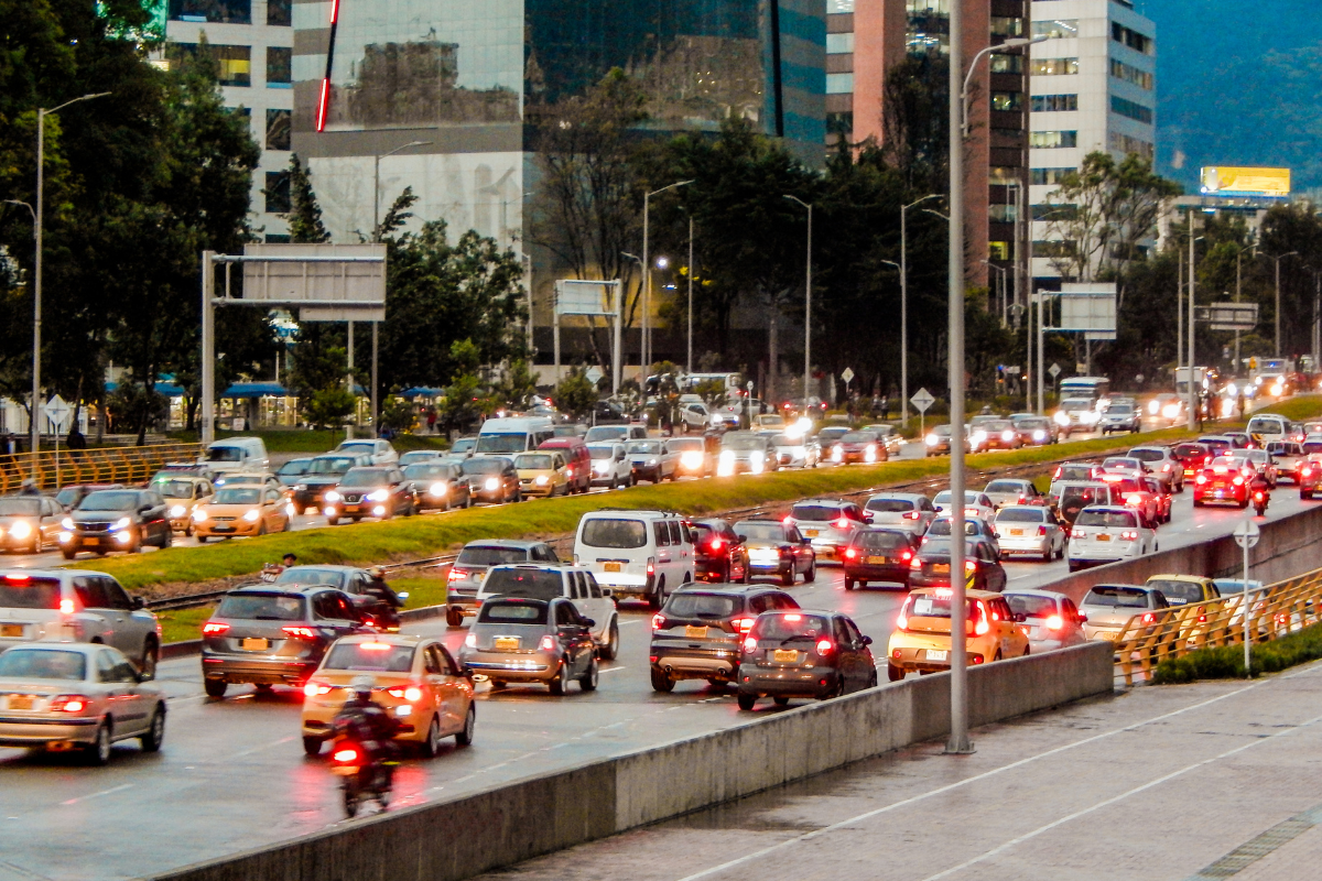 pico y placa Bogotá, pico y placa regional, movilidad en Bogotá, tráfico Bogotá, fin de año Bogotá, tránsito Bogotá, medidas de movilidad, carros en Bogotá, restricciones vehiculares, regreso a Bogotá