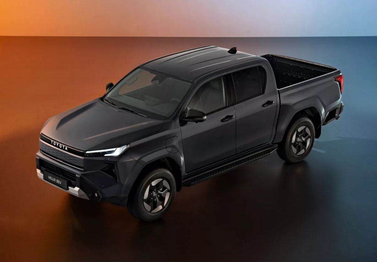 Toyota Hilux BEV