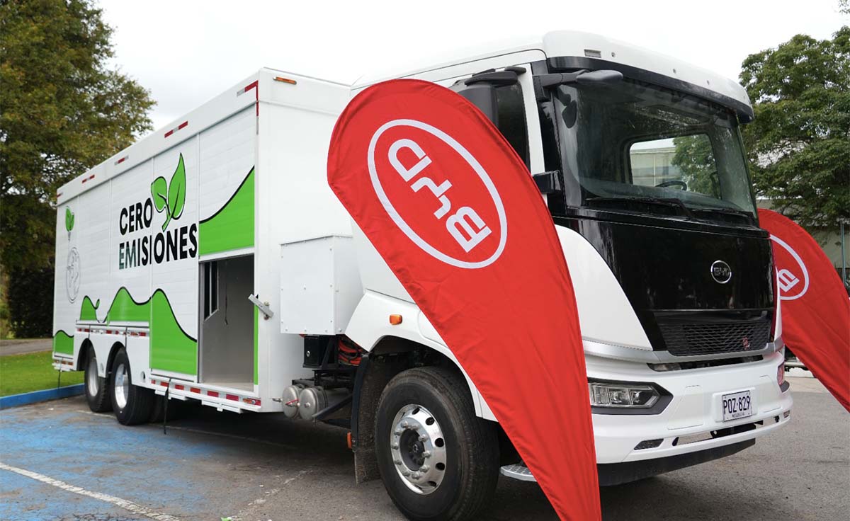 Camión botellero BYD eléctrico