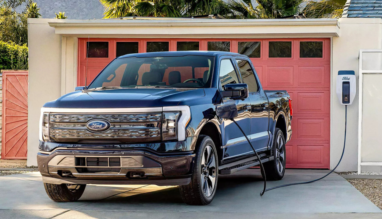 Ford eléctricos, Ford EV, estrategia eléctrica Ford, Ford cancela eléctricos, Ford híbridos, Ford F-150 Lightning