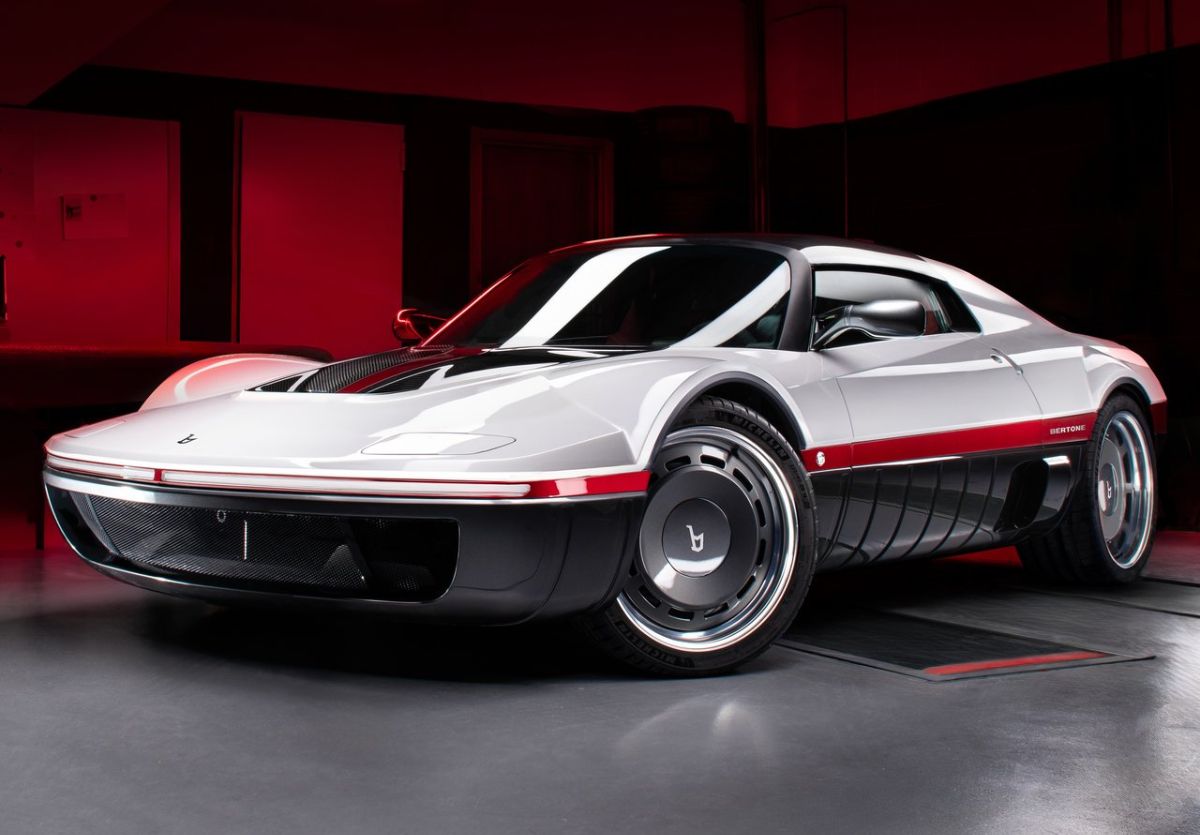 Bertone Runabout 2026
