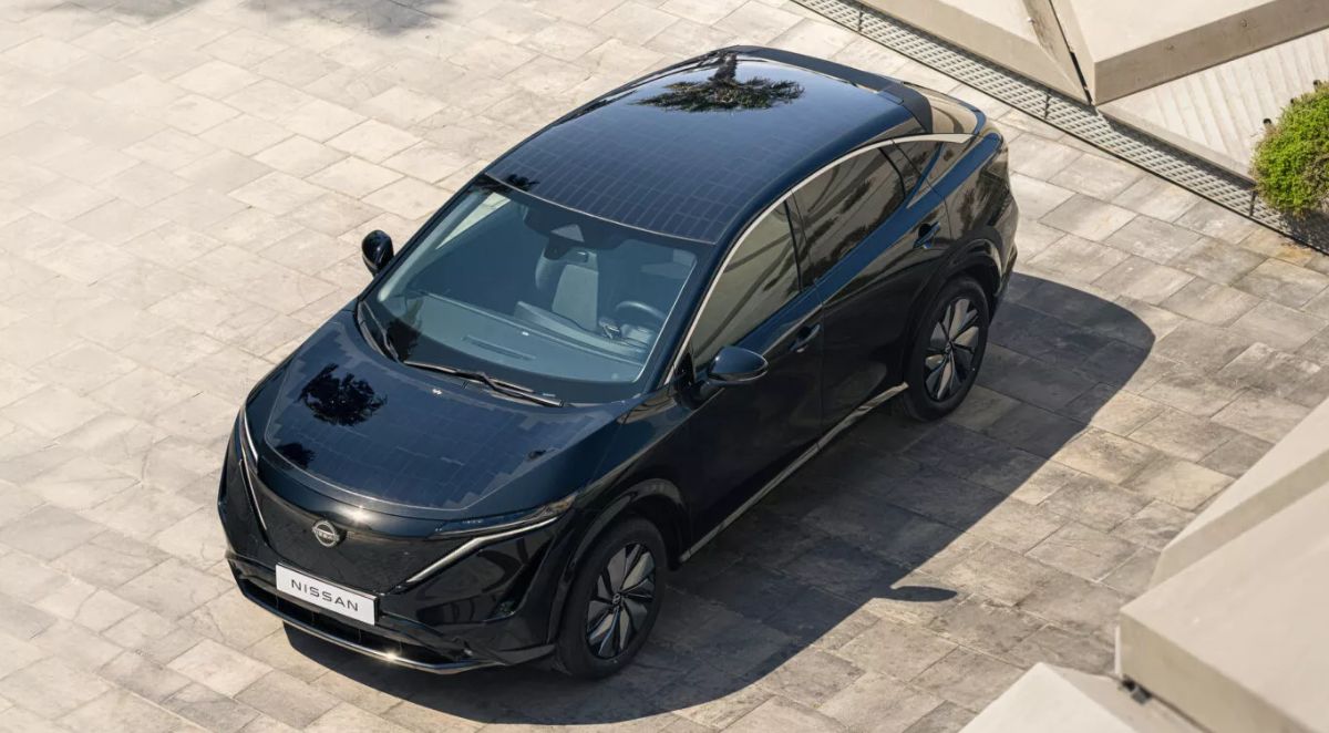 Nissan Ariya paneles solares 2026