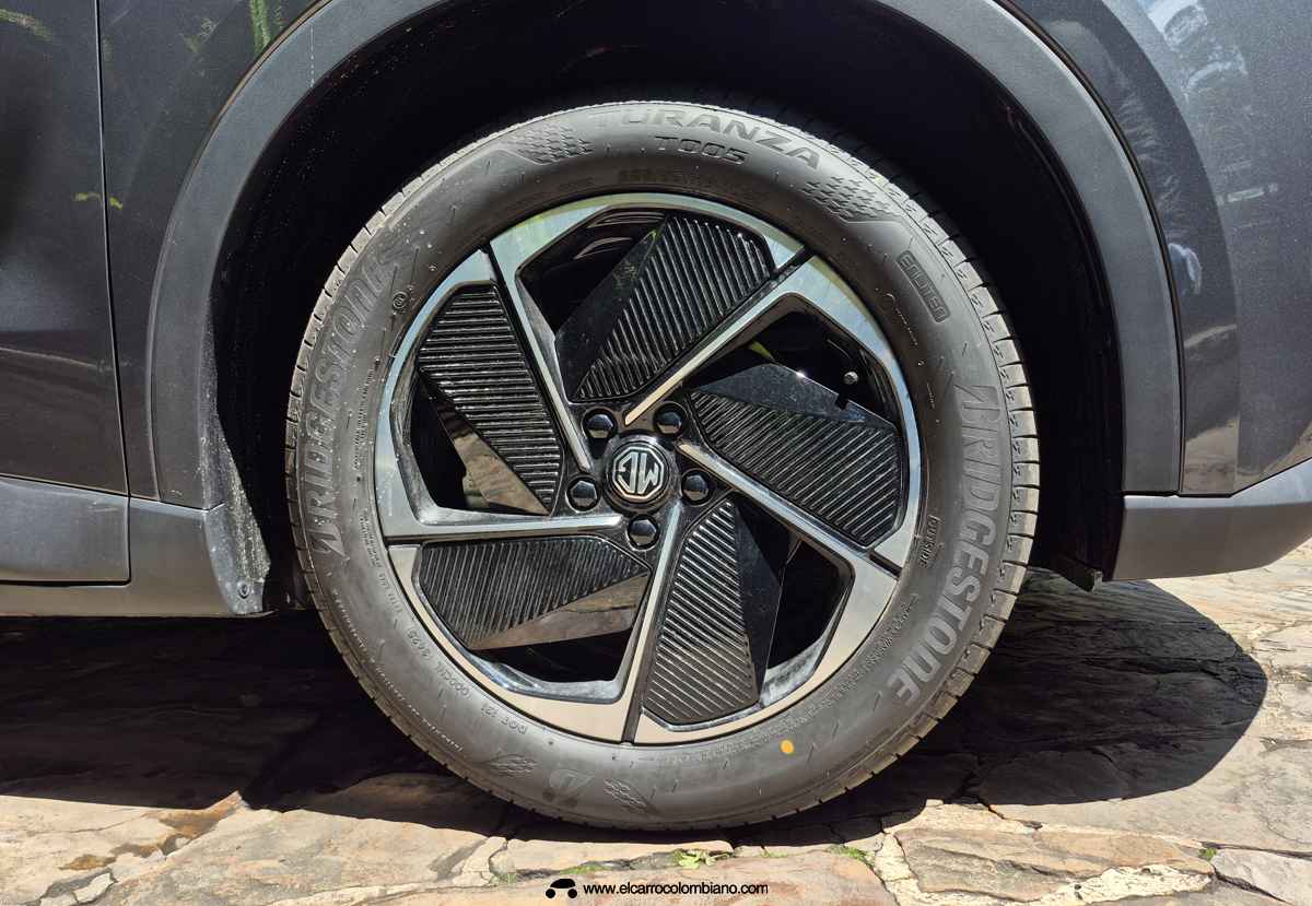 MG S5 EV Colombia, SUV eléctrico barato