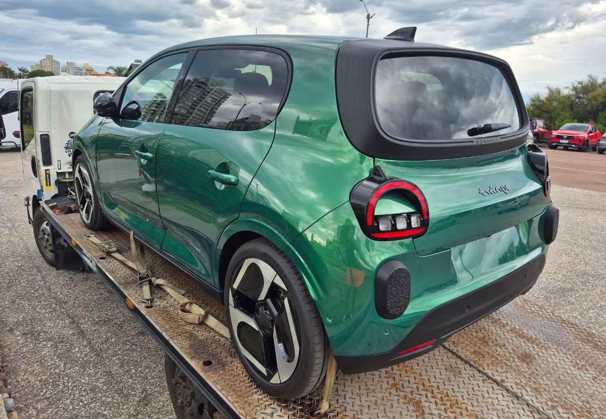 Renault Twingo E-Tech eléctrico, fotos espía en Sudamérica, Punta del Este, Uruguay