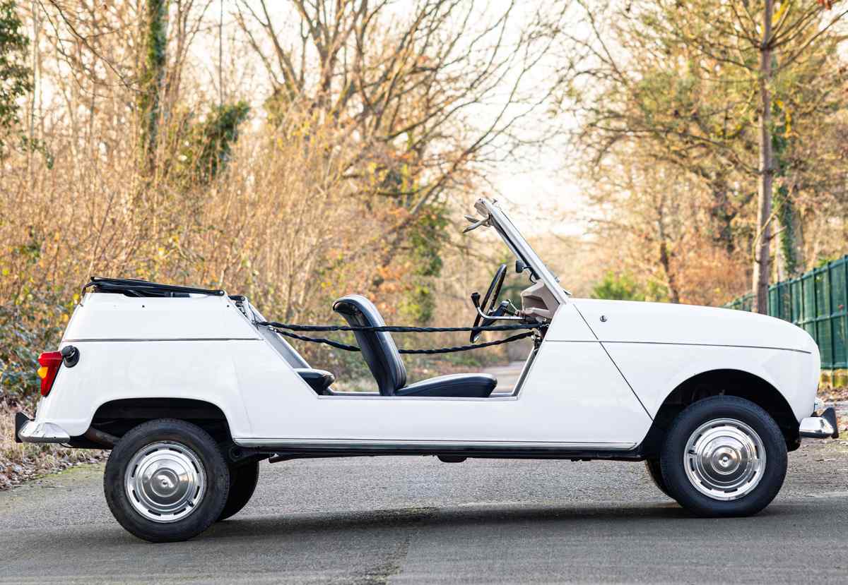 Renault 4 Plein Air 1968, lateral
