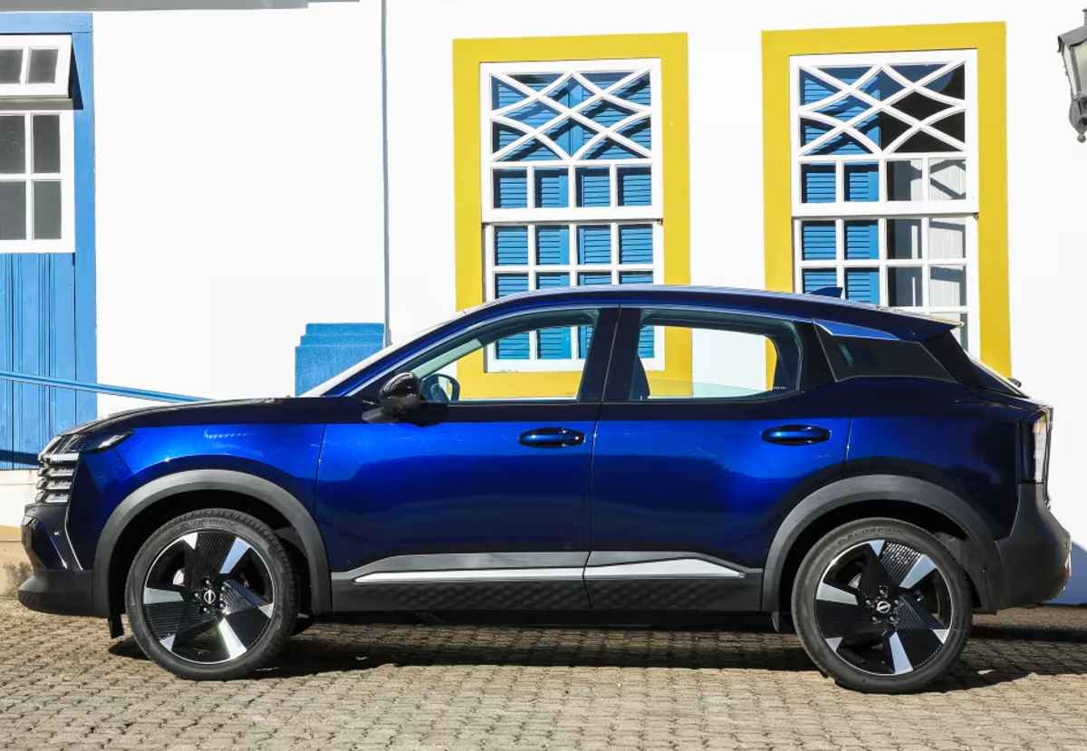 Nissan Kicks P16 2026, lateral