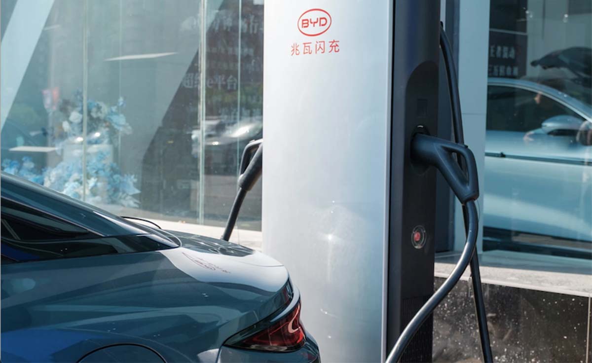 BYD cargadores Ultrarrápidos