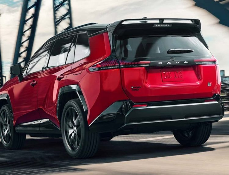 Toyota RAV4 PHEV 2026 carga bidireccional