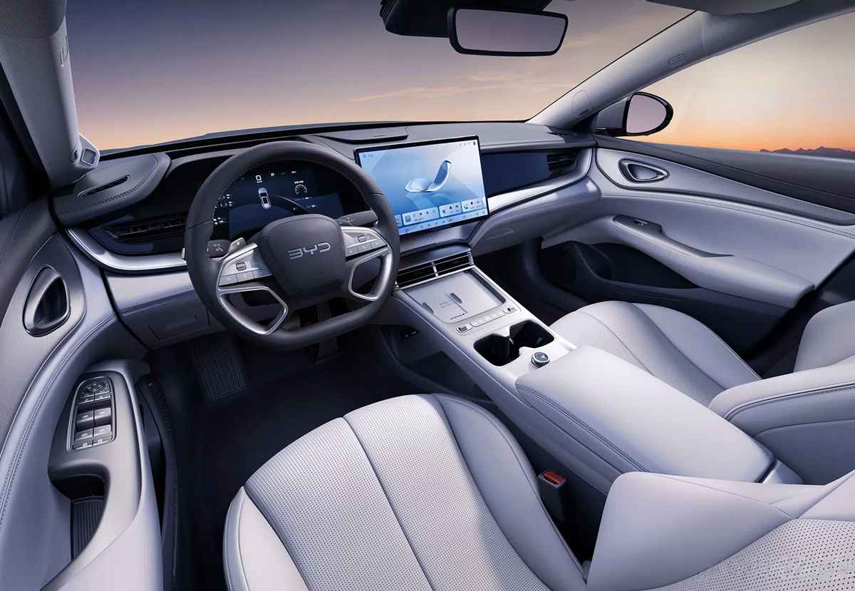 BYD Seal 07 EV, interior.