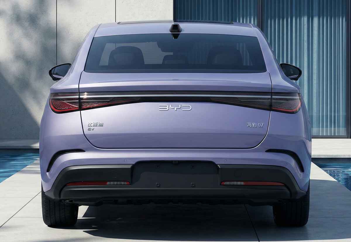 BYD Seal 07 EV, vista trasera.