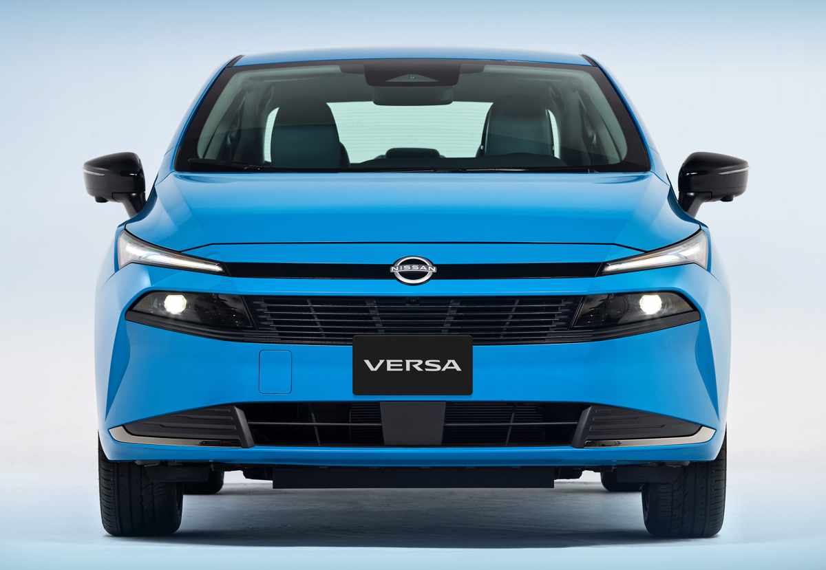 Nissan Versa 2027, vista frontal