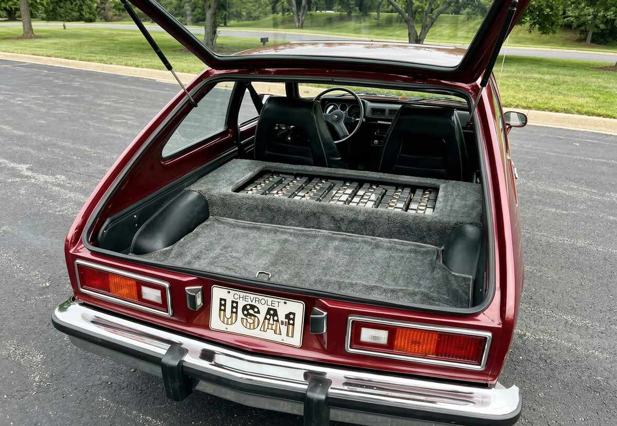 Chevrolet Chevette eléctrico, Electrovette 1977, vista posterior y baterías