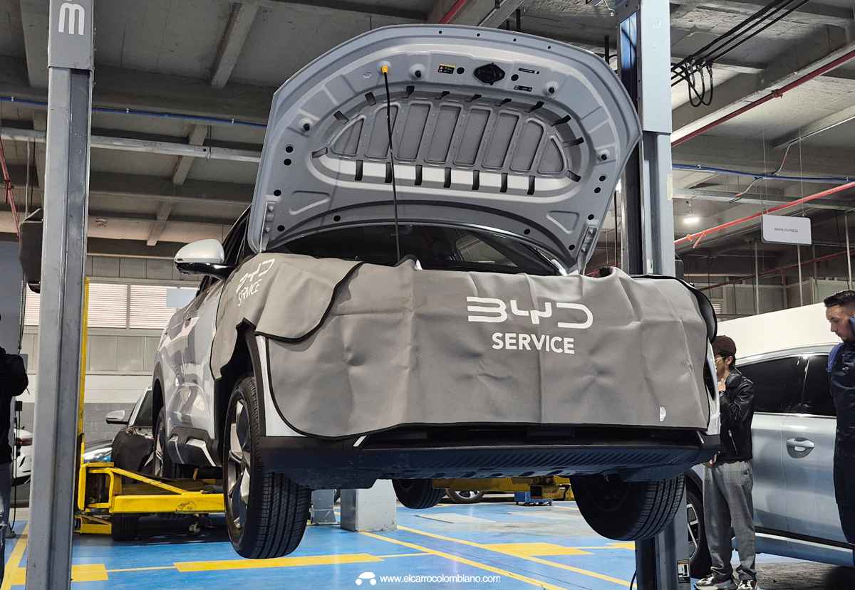 BYD Posventa en Colombia, carpeta BYD Service.