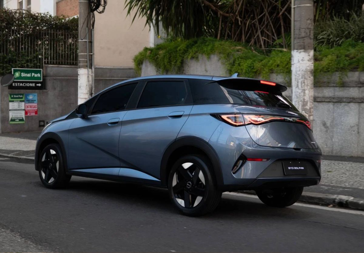 BYD Dolphin 2027