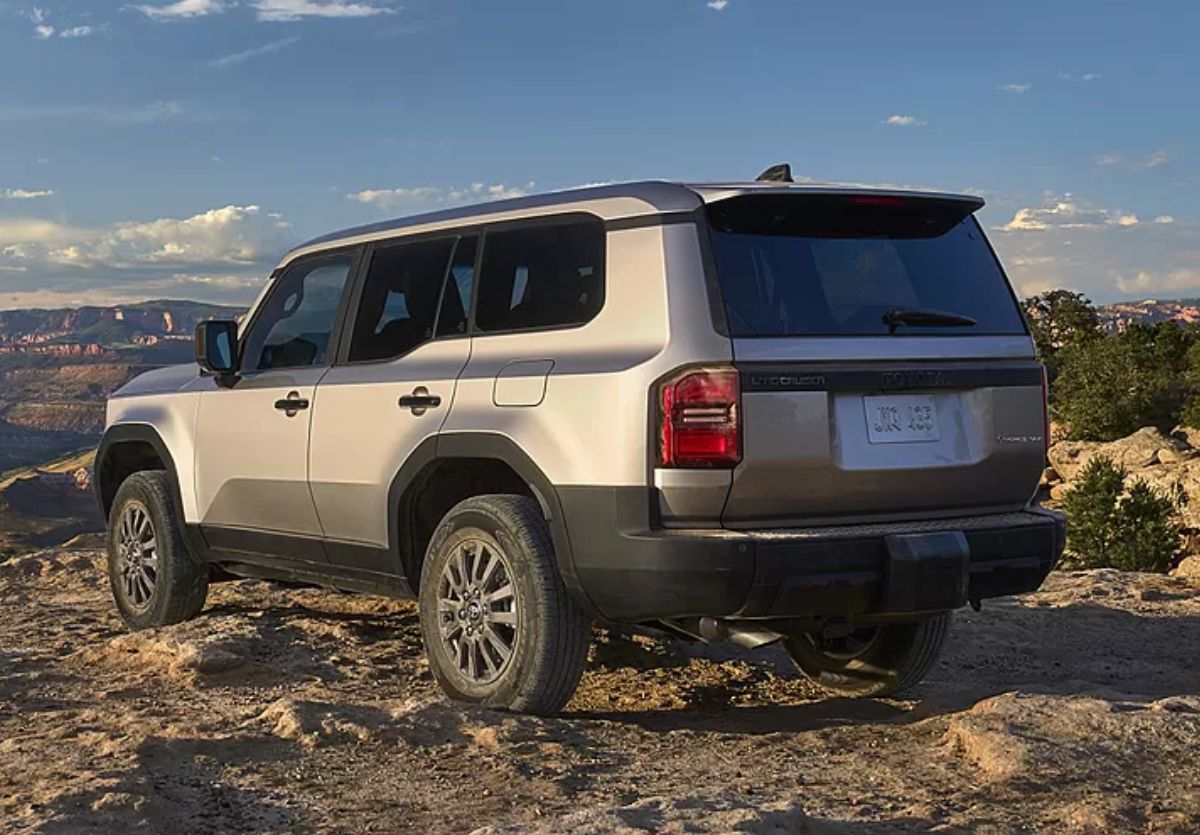 Toyota Land Cruiser Prado 2027