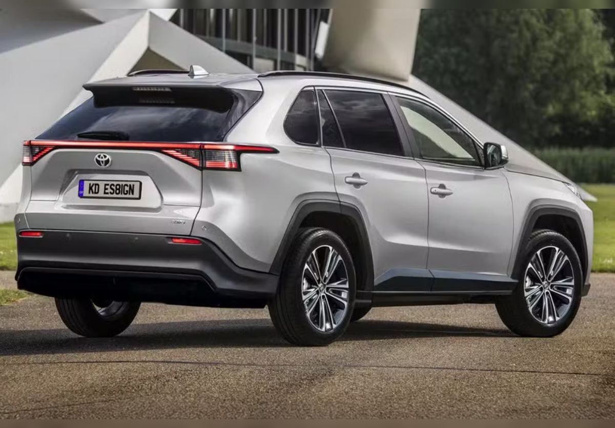 Toyota Corolla Cross 2028