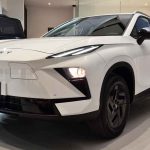 Chery E5, SUV eléctrico barato, vista frontal 3/4 derecha, Omoda E5