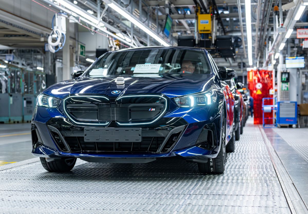 BMW producción vehículos eléctricos 2026