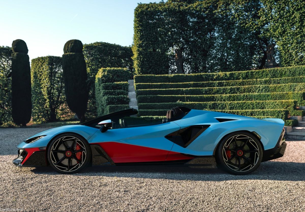 Lamborghini Fenomeno Roadster 2026