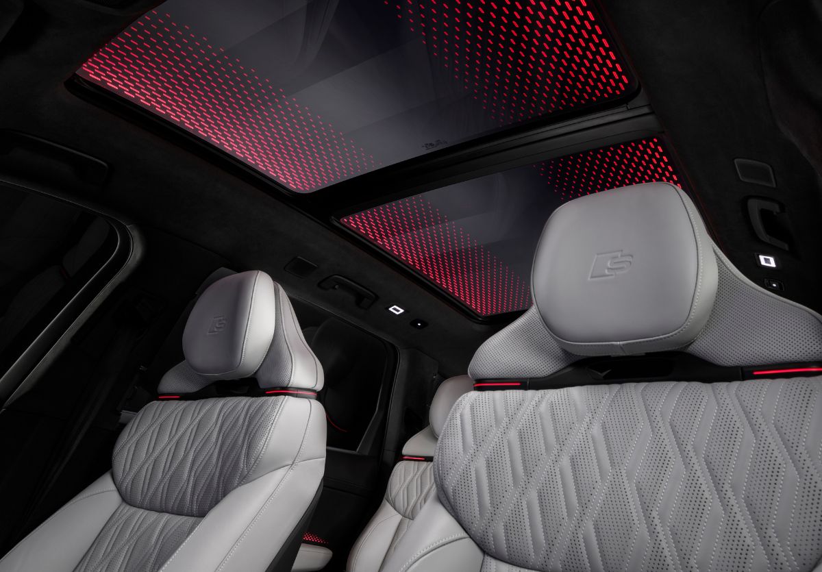 Audi Q9 2027 interior