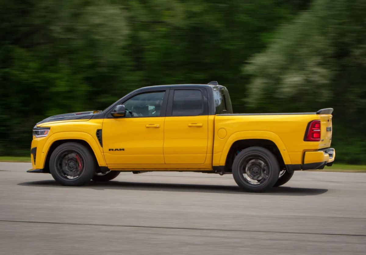 RAM 1500 Rumble Bee 2026