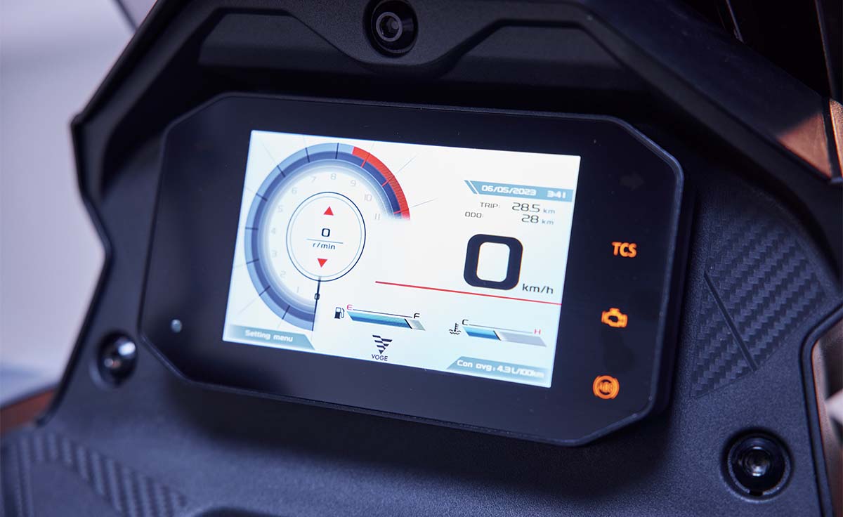 AKT XRS 180 Scooter Premium