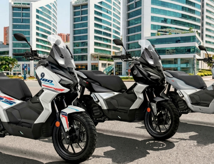 AKT XRS 180 Scooter Premium