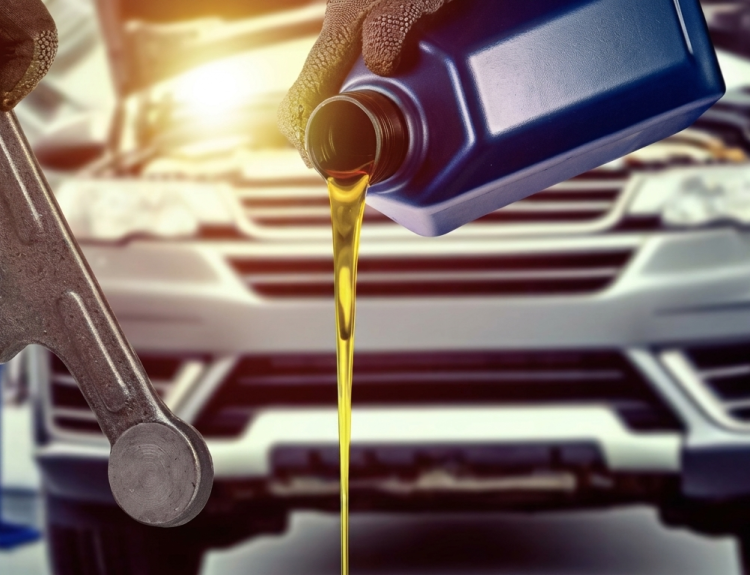 Escasez aceite para motor
