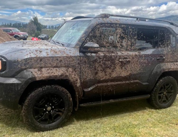 Toyota Land Cruiser FJ 2026 Ecuador