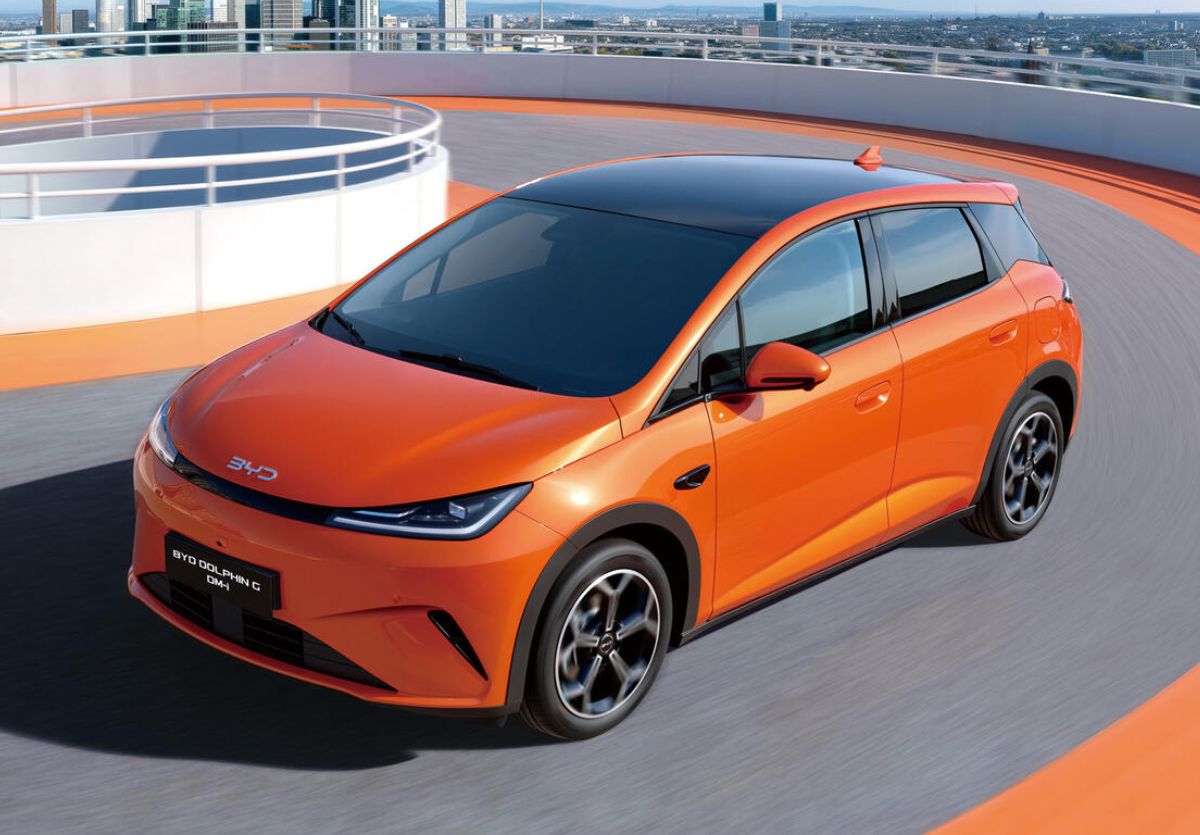 BYD Dolphin híbrido enchufable 2026