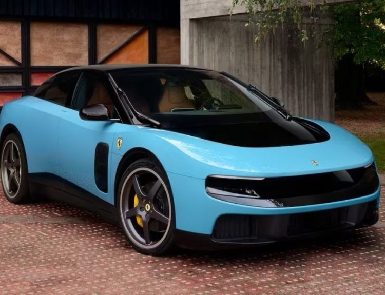 Ferrari Luce eléctrico 2026